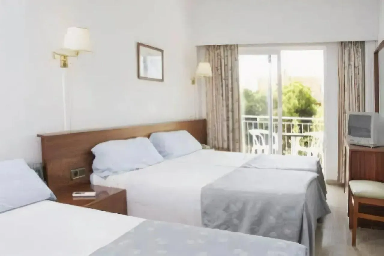 ** Hotel Morlans Villa Ana Peguera Spain